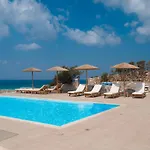 Phoenicia Naxos * Kastrákion