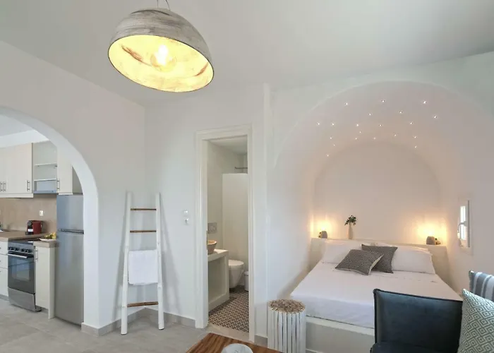 Phoenicia Naxos Apart Otel